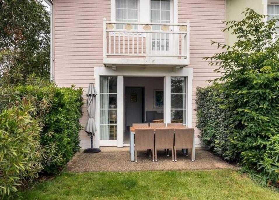 Charmante Maison De Vacances Avec Acces Piscine Talmont-Saint-Hilaire Exterior foto